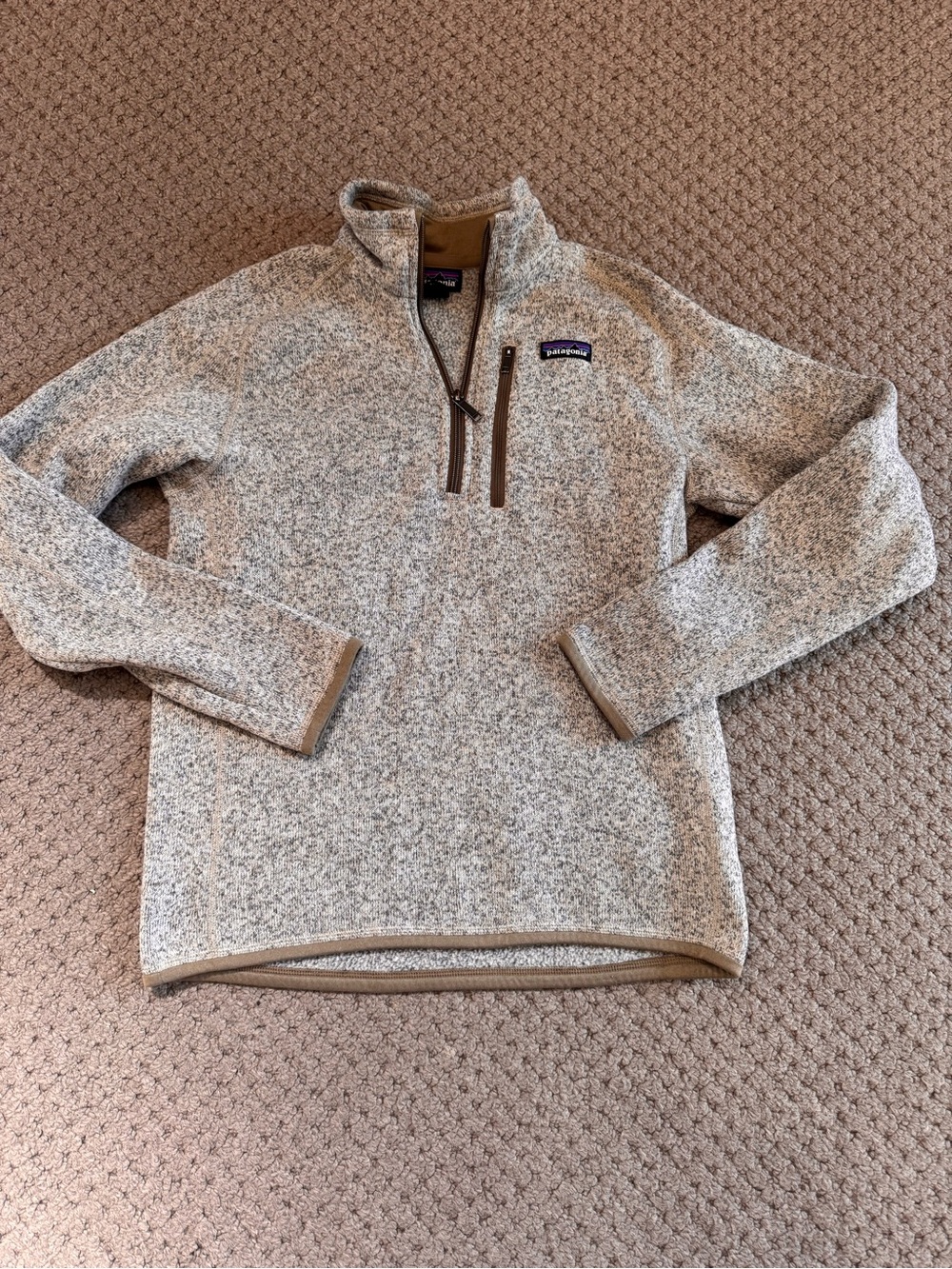 Patagonia Women's Heathered Light Gray Quarter-Zip Cowl Sweater